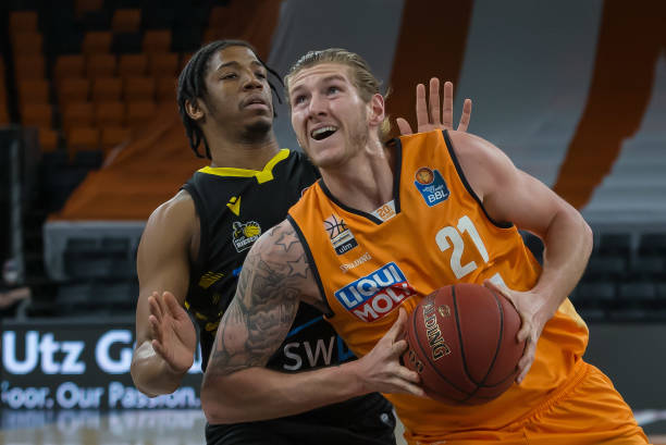 合同和伤病 合同和伤病